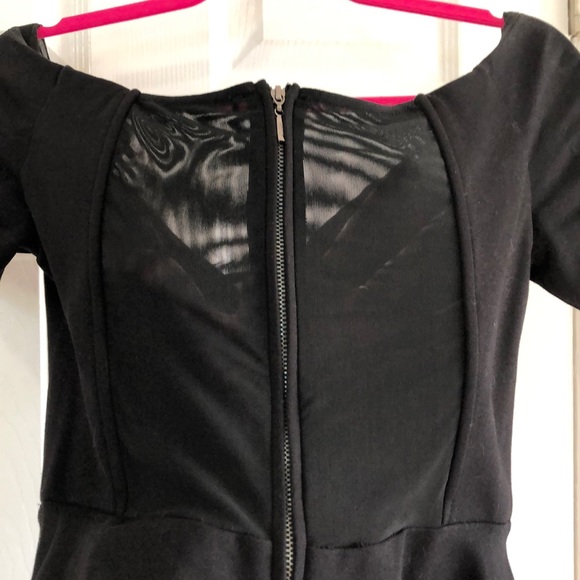 Guess off the shoulder little black dress - Picture 4 of 6